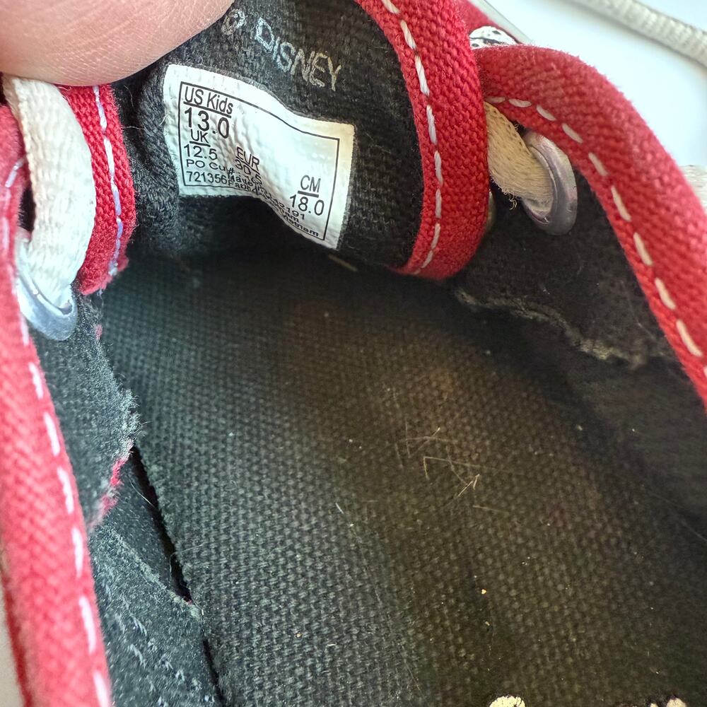 Vans 101 Dalmations Disney Sneakers - Picture 10 of 11